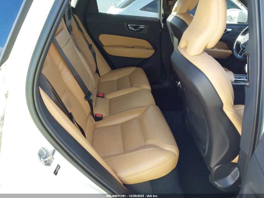 2019 Volvo Xc60 T5 Inscription VIN: LYV102RL2KB238760 Lot: 44031161