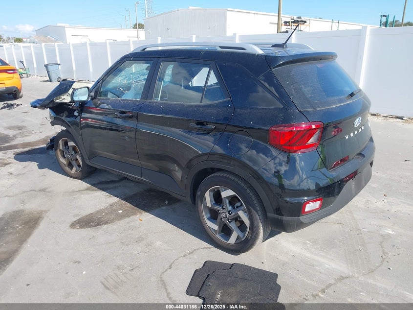 2025 Hyundai Venue Sel