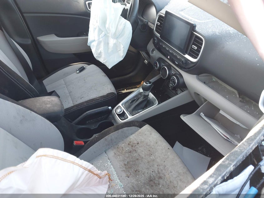 2025 Hyundai Venue Sel