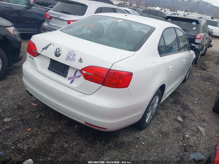 2013 Volkswagen Jetta 2.0L S