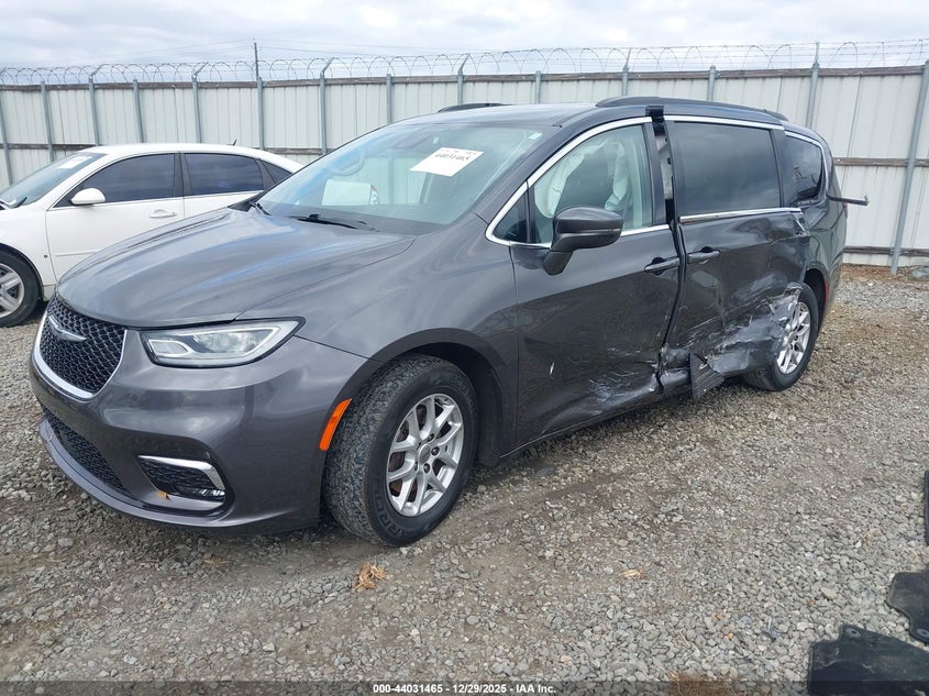 2022 Chrysler Pacifica Touring L