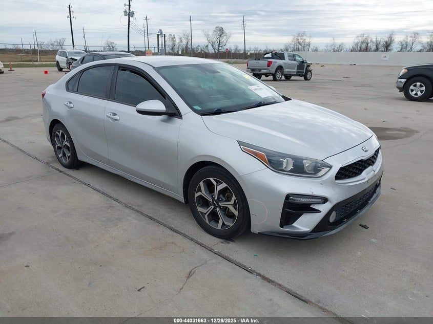 3KPF24AD7KE034041 2019 Kia Forte Lxs auction photo 1