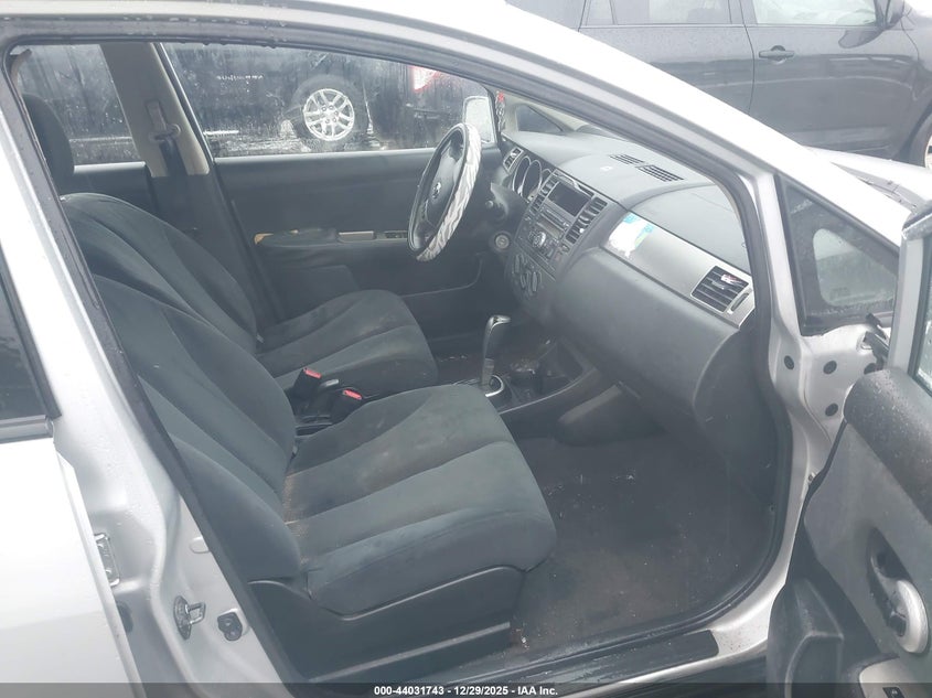 2011 Nissan Versa 1.8S