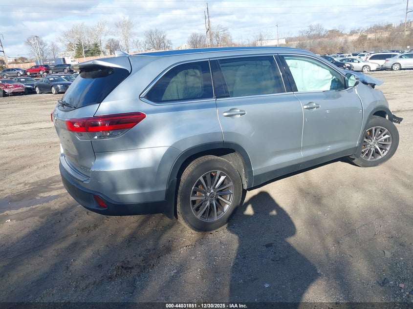 2019 Toyota Highlander Xle