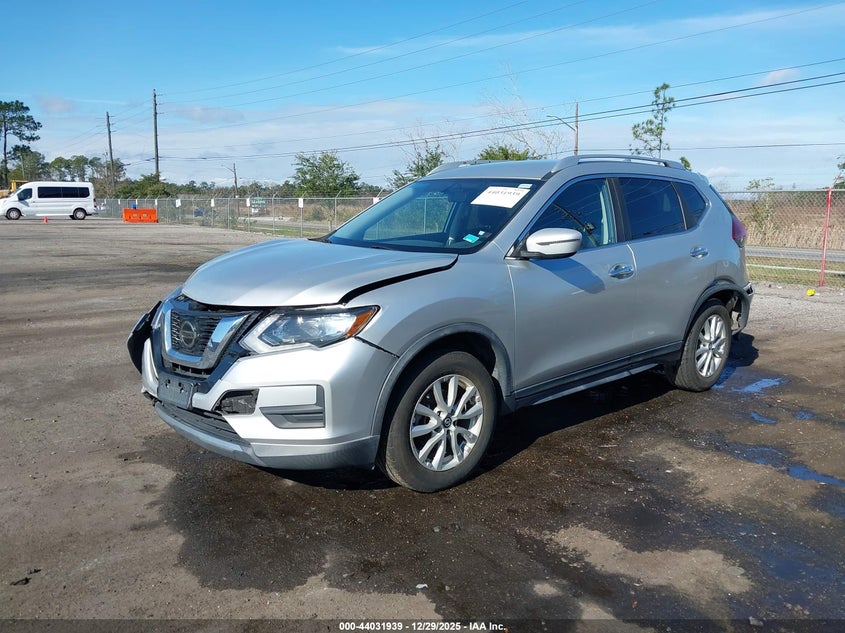 2018 Nissan Rogue Sv
