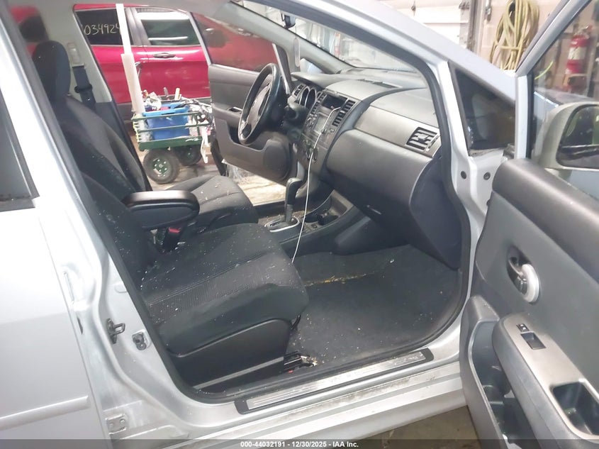 2012 Nissan Versa 1.8 Sl