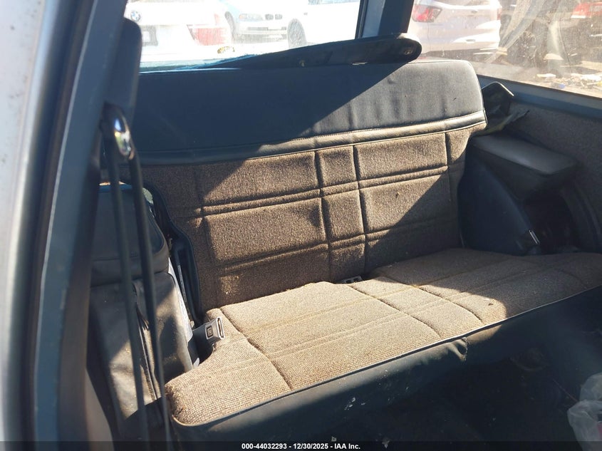 1985 Chevrolet Blazer S10 VIN: 1G8CT18BXF8250205 Lot: 44032293