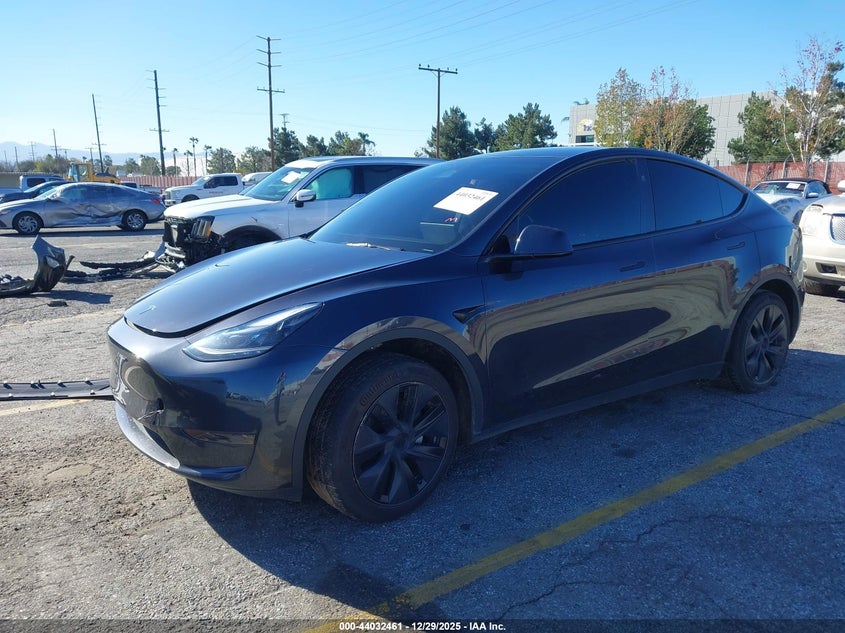 2024 Tesla Model Y Rwd