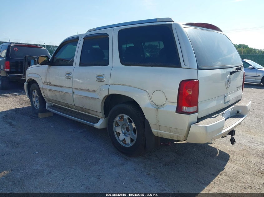 2003 Cadillac Escalade Standard