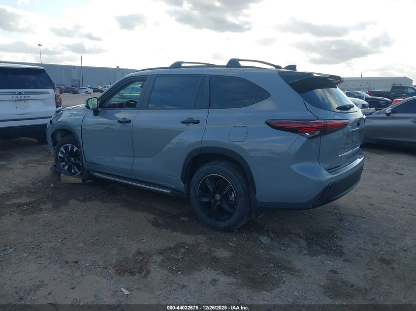 2024 Toyota Highlander Hybrid Xle Nightshade