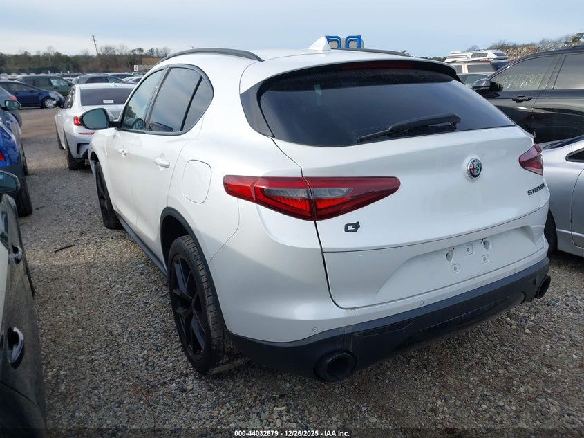 2018 Alfa Romeo Stelvio Ti Sport Awd