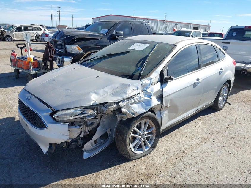 Vin: 1fadp3f26hl266811, lot: 44528505, ford focus se 20172