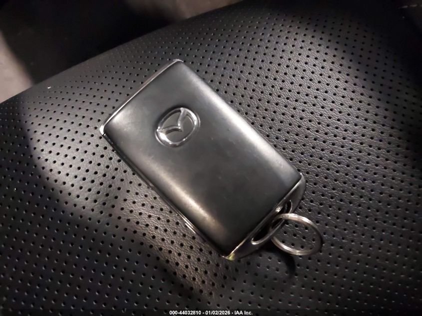 2024 Mazda Cx-90 3.3 Turbo S Premium VIN: JM3KKDHC8R1165818 Lot: 44032810