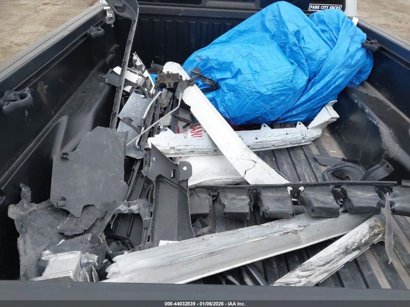 2022 Toyota Tacoma Trd Sport VIN: 3TYSZ5AN6NT077017 Lot: 44032839