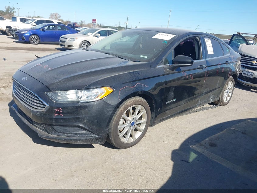 VIN 3FA6P0LUXHR295131 2017 FORD FUSION HYBRID SE