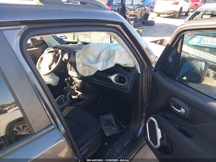 2019 Jeep Renegade Latitude Fwd