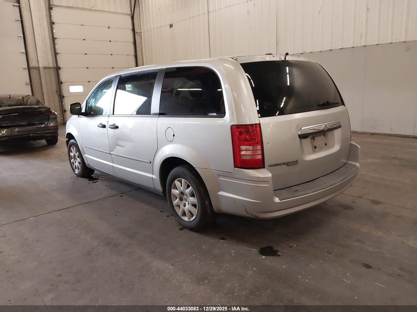 2008 Chrysler Town & Country Lx