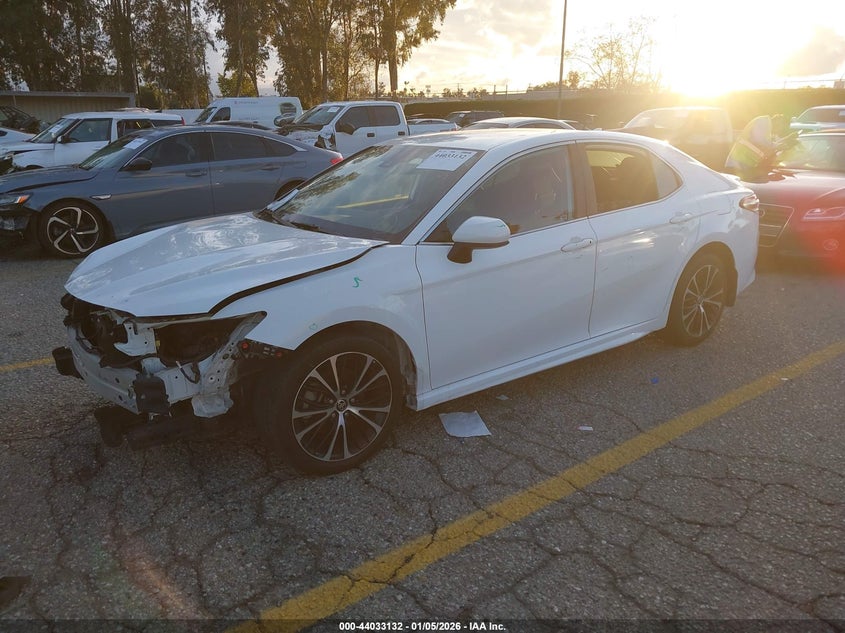 2020 Toyota Camry Se