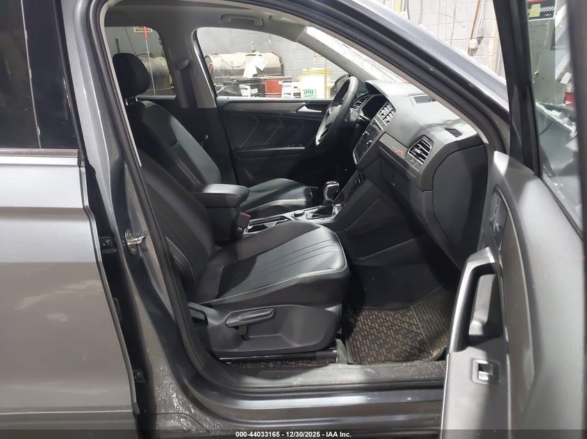 2024 Volkswagen Tiguan 2.0T Se/2.0T Wolfsburg Edition