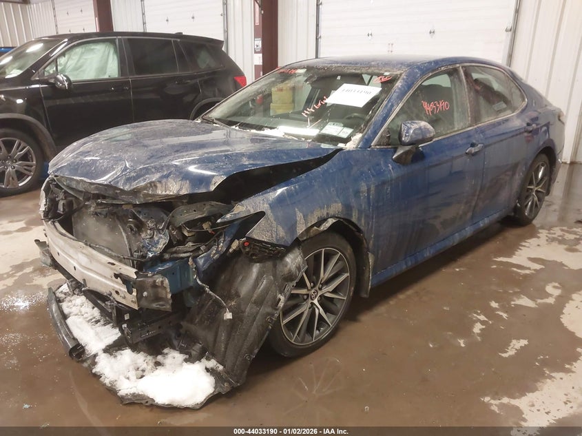 2023 Toyota Camry Xle Hybrid