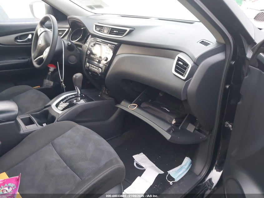 2015 Nissan Rogue Sv