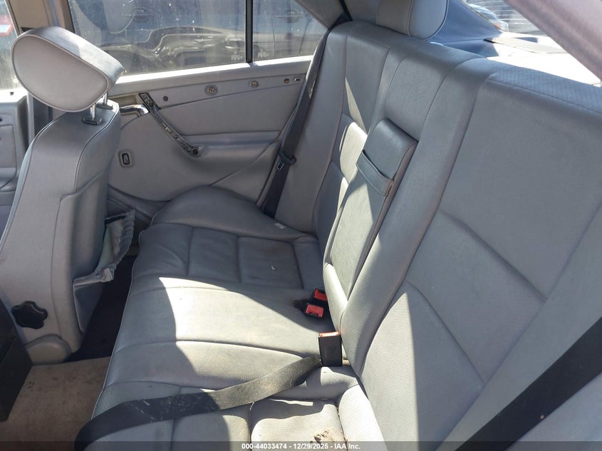 1998 Mercedes-Benz C 230 VIN: WDBHA23G1WA576928 Lot: 44033474