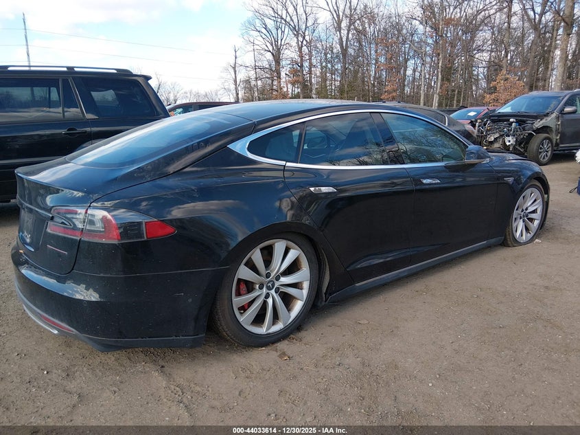 2014 TESLA MODEL S auction photo 4
