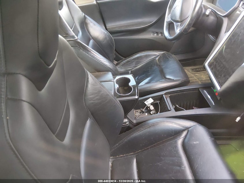 2014 TESLA MODEL S auction photo 5