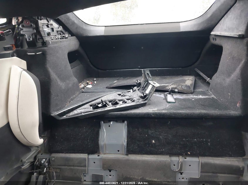 2021 Tesla Model S Plaid Tri Motor All-Wheel Drive VIN: 5YJSA1E64MF431084 Lot: 44033621