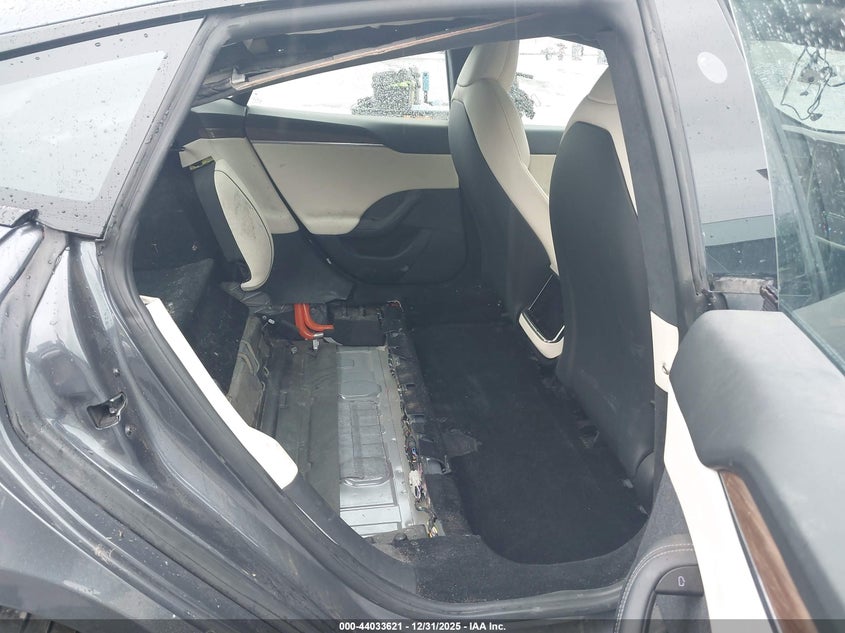 2021 Tesla Model S Plaid Tri Motor All-Wheel Drive VIN: 5YJSA1E64MF431084 Lot: 44033621