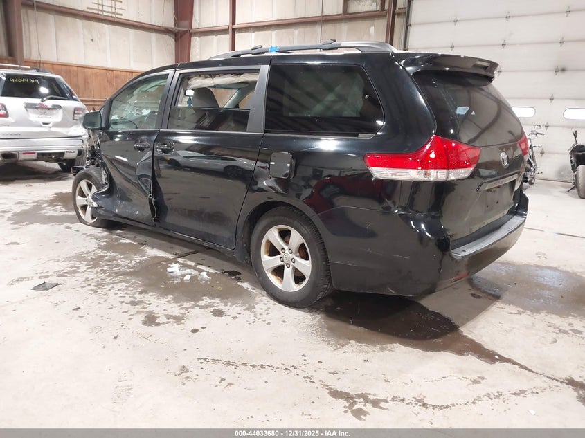 2011 Toyota Sienna Le V6