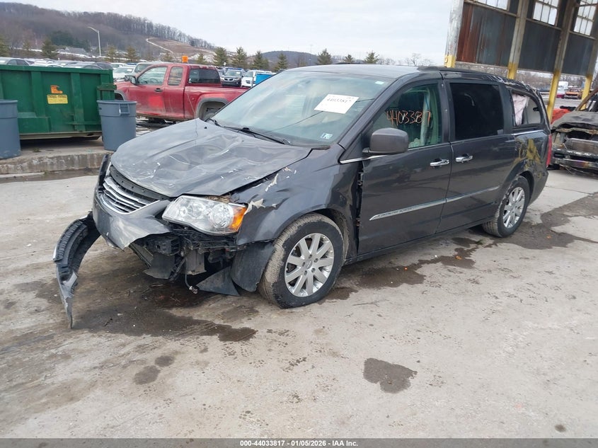2015 Chrysler Town & Country Touring