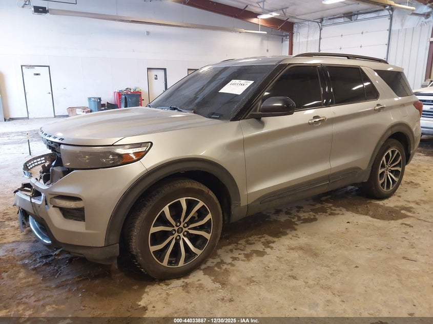 2022 Ford Explorer St