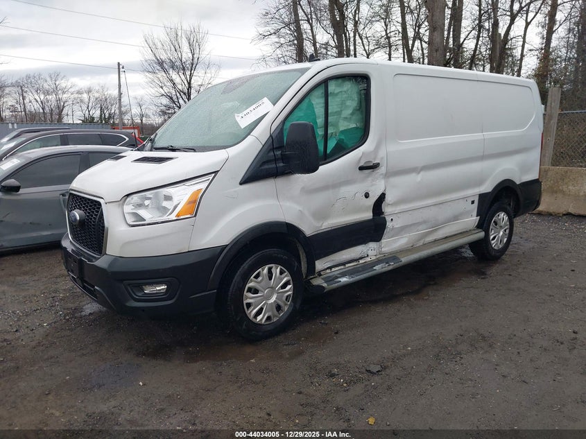 2022 Ford Transit-250