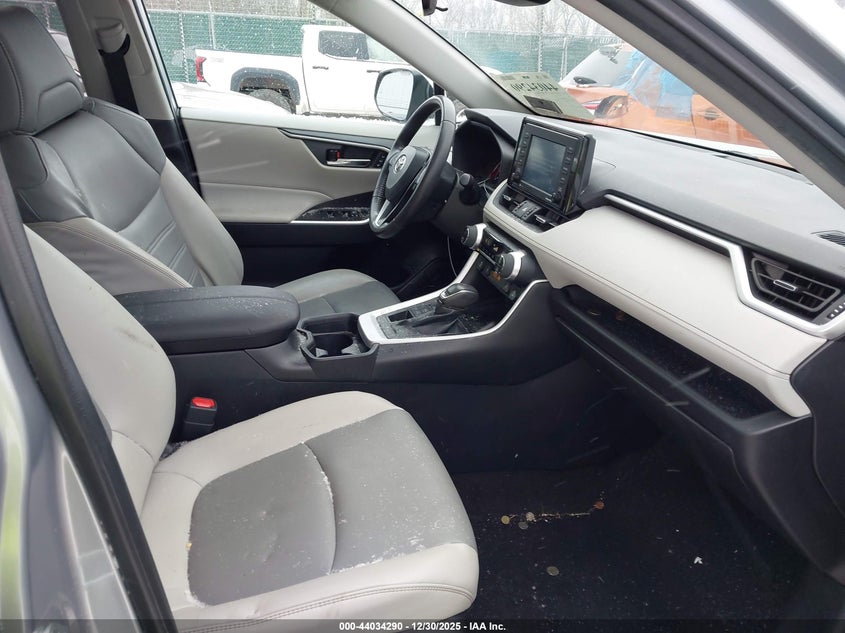 2021 Toyota Rav4 Xle Premium