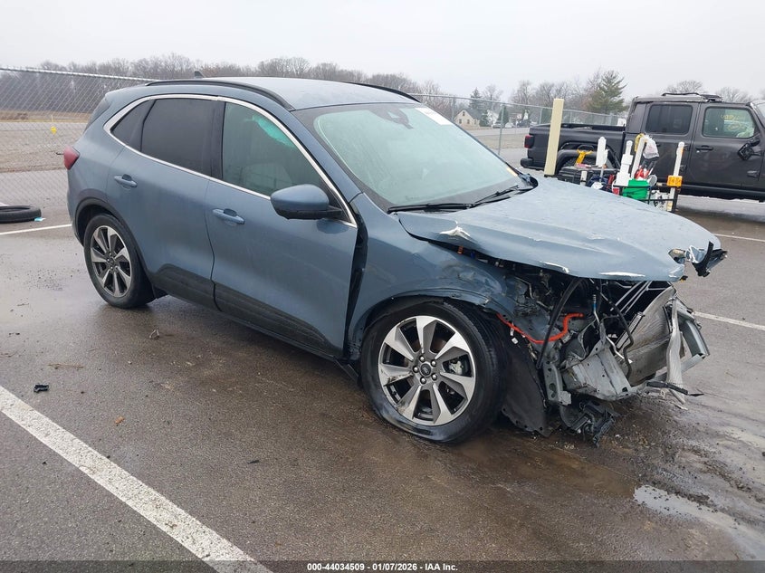2023 Ford Escape Platinum