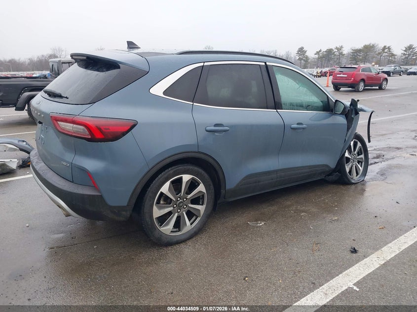 2023 Ford Escape Platinum