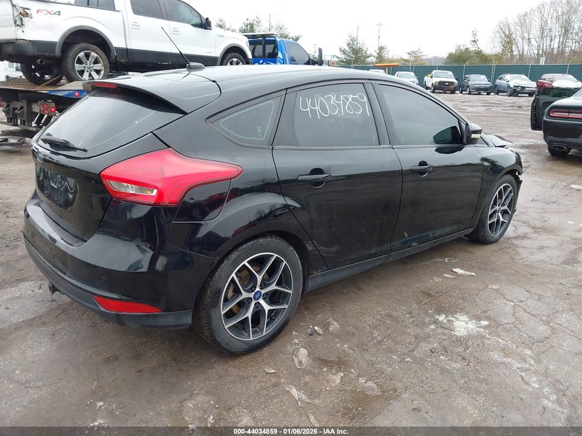 Vin: 1fadp3m23hl328331, lot: 44530628, ford focus sel 20174