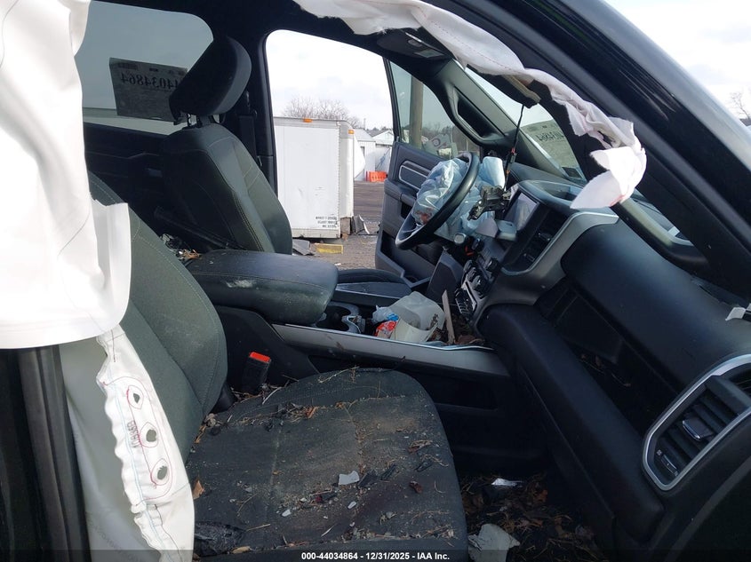 2022 Ram 2500 Big Horn 4X4 6'4 Box