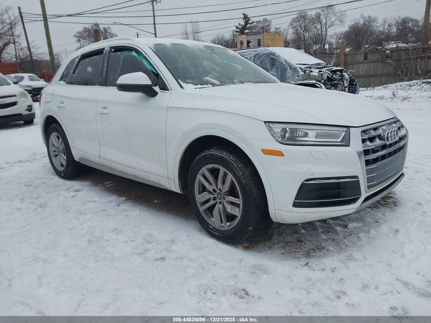 WA1ANAFY9L2025586 2020 Audi Q5 Premium 45 Tfsi Quattro S Tronic/Titanium Premium 45 Tfsi Quattro S Tronic auction photo 1