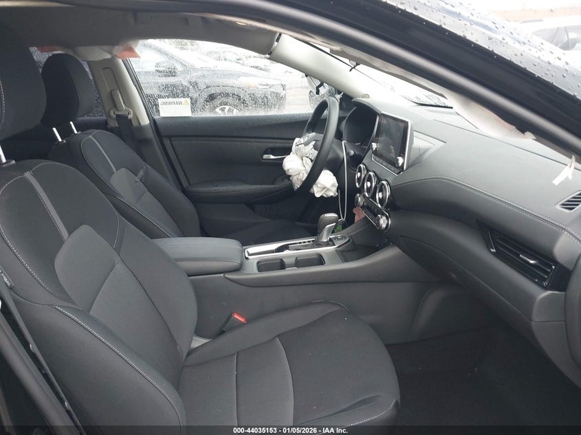 VIN 3N1AB8CV8SY425062 2025 NISSAN SENTRA SV