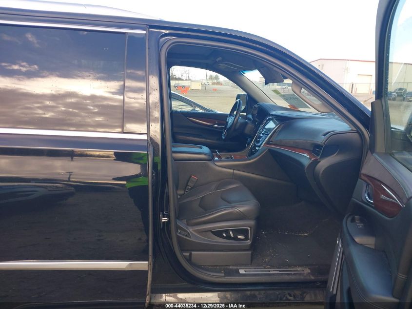 2016 Cadillac Escalade Luxury Collection