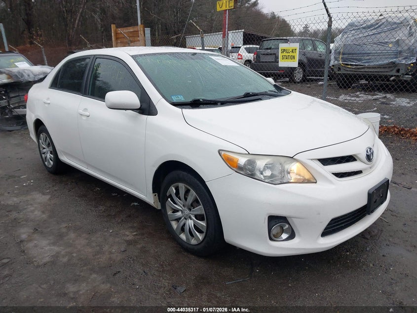 2T1BU4EE9CC902696 2012 Toyota Corolla Le auction photo 1