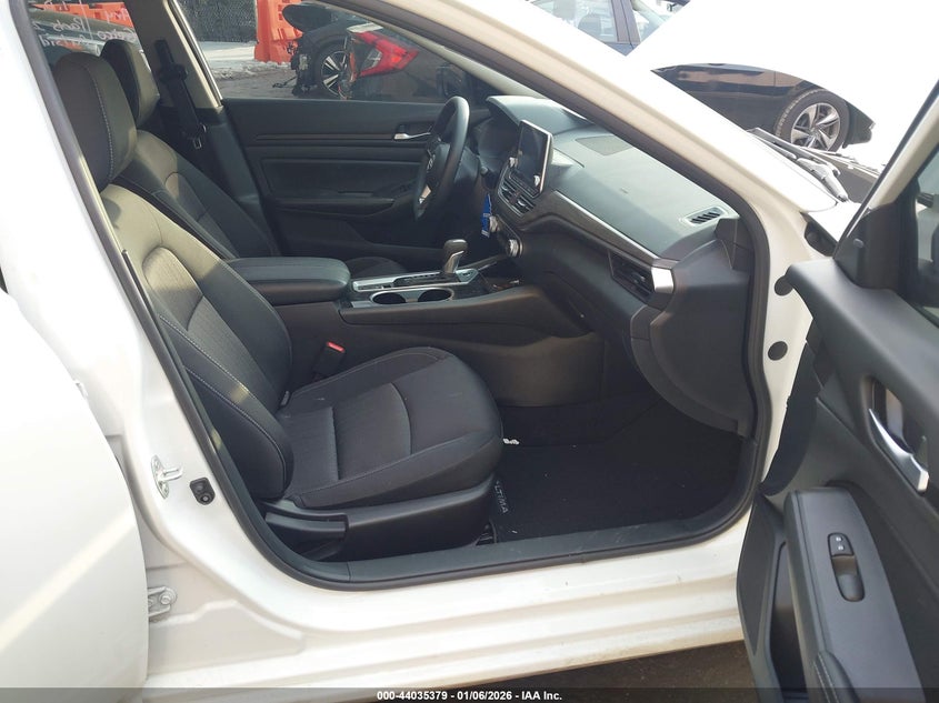 2024 Nissan Altima Sv Intelligent Awd