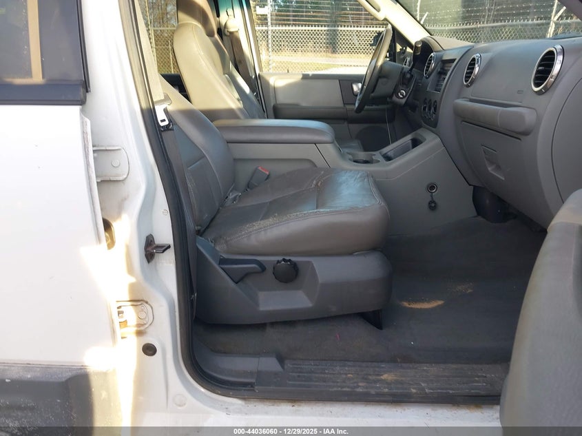 2004 Ford Expedition Xlt