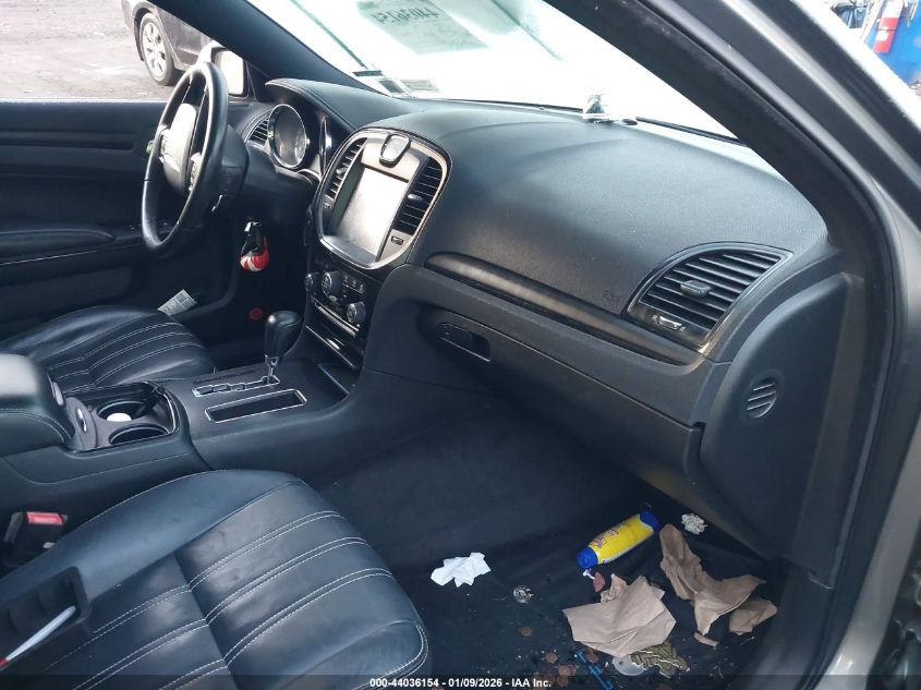 2012 Chrysler 300 S V8