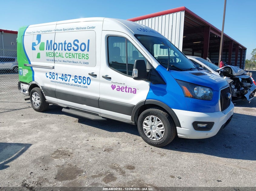 1FBAX2C84PKB12512 2023 Ford Transit-350 Passenger Van Xlt auction photo 1