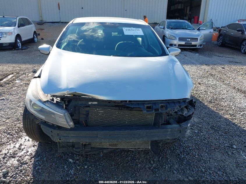 2018 Kia Forte Lx VIN: 3KPFL4A77JE172524 Lot: 44036255