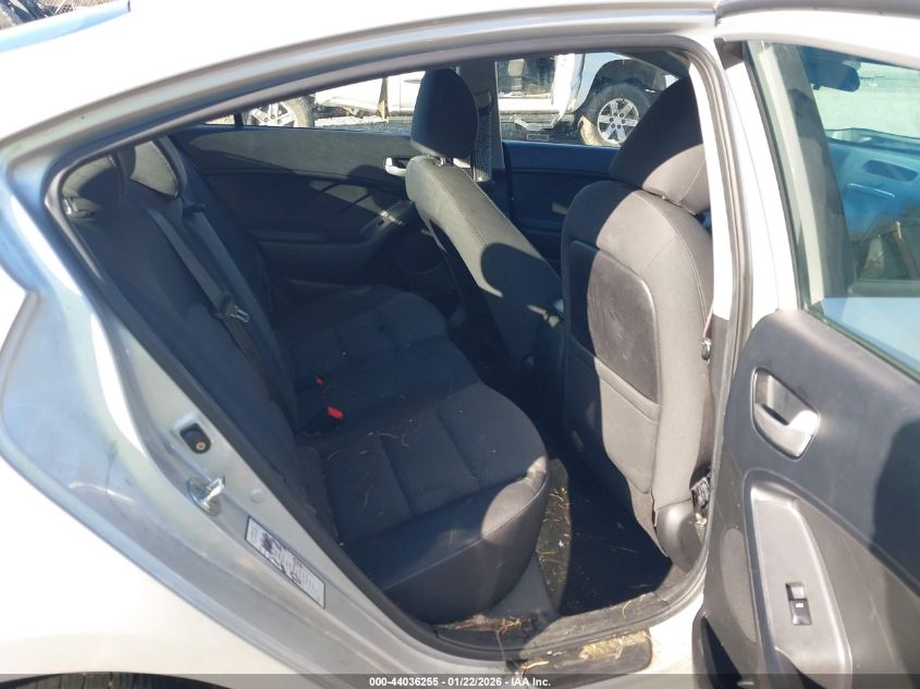 2018 Kia Forte Lx VIN: 3KPFL4A77JE172524 Lot: 44036255