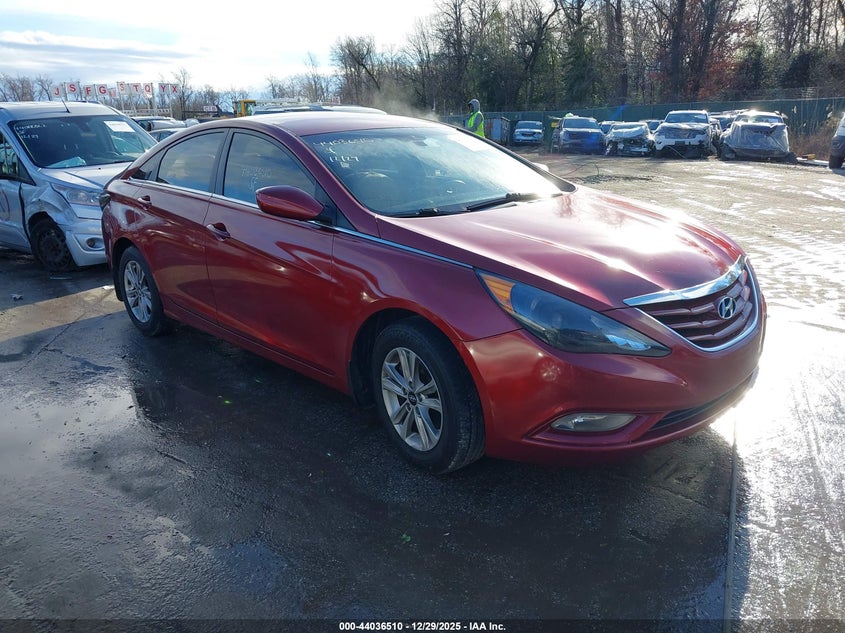 2013 HYUNDAI SONATA GLS